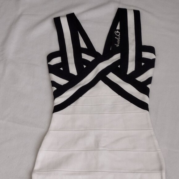 Rachael G Stretch Strappy Dress, White with Black, Size S. - Picture 3 of 13